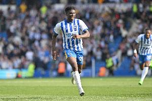 英媒：巴莱巴是曼联更现实的选择，球员状态下滑因此转会费下降